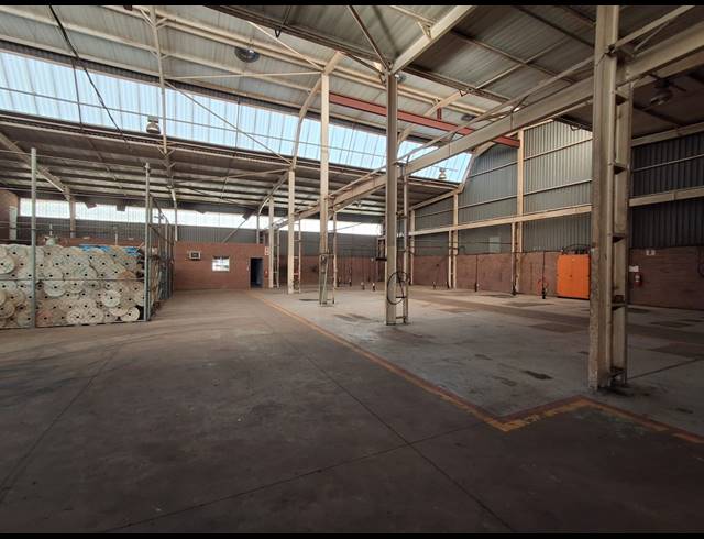 1,000M² WAREHOUSE TO LET IN HERIOTDALE